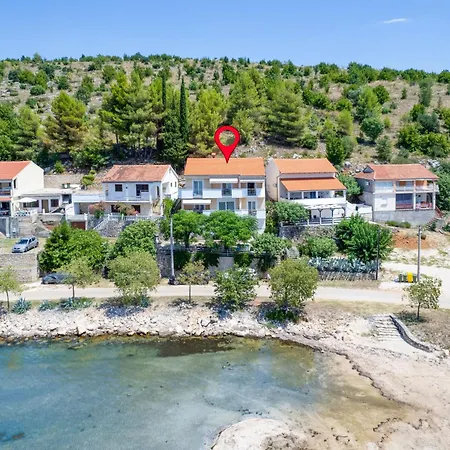 Apartamento Daria 2 By Interhome