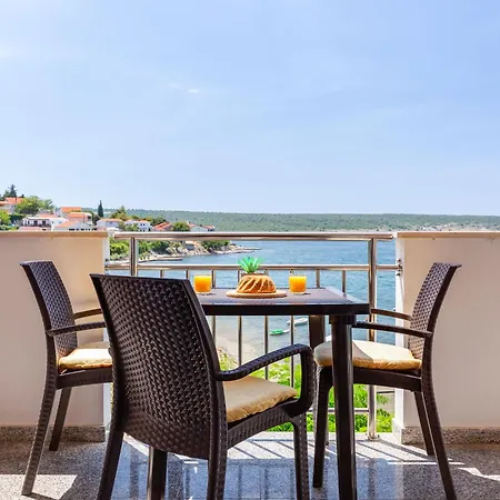 Apartamento Daria 2 By Interhome Anić