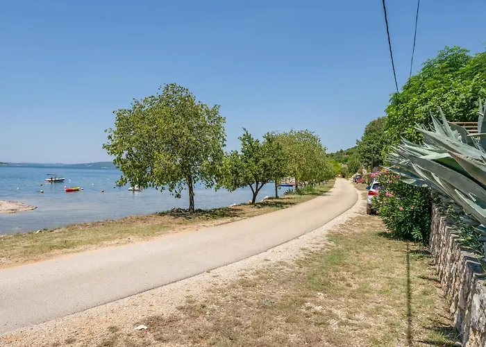 Daria 2 By Interhome شقة *