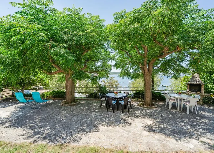 Daria 2 By Interhome شقة Anić