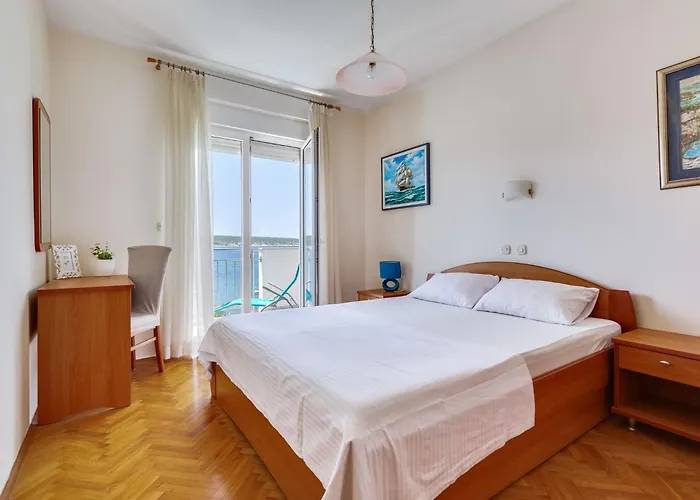 Daria 2 By Interhome شقة Anić