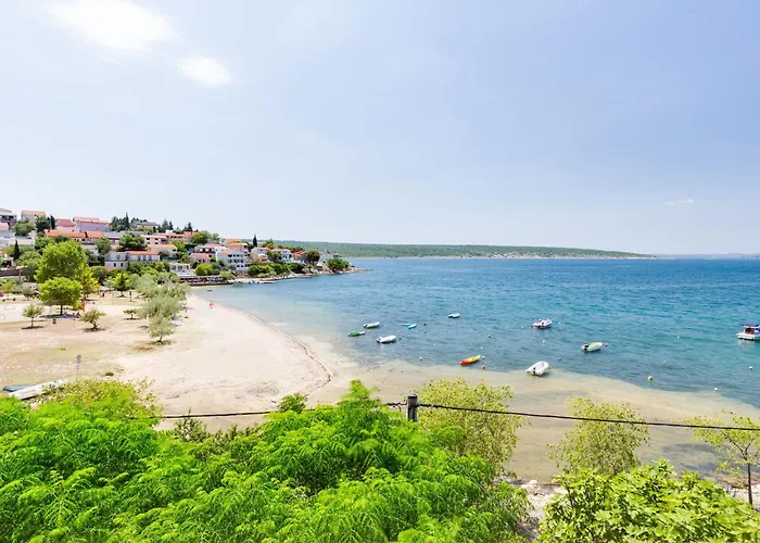 Daria 2 By Interhome Anić