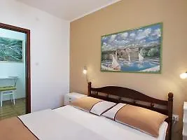 Daria 2 By Interhome Apartman *