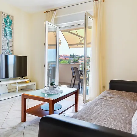 Daria 2 By Interhome Apartman *