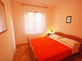Daria 2 By Interhome Apartman *
